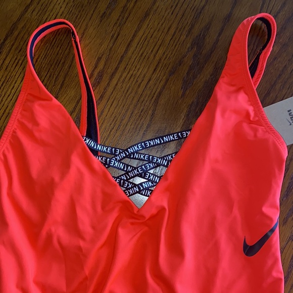 Nike Coral High Cut Leg Plunge Logo One Piece Swimsuit - Picture 4 of 5